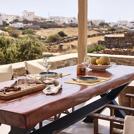 Kozadinos Art 3* Kythnos