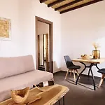 Kozadinos Art Aparthotel Kythnos